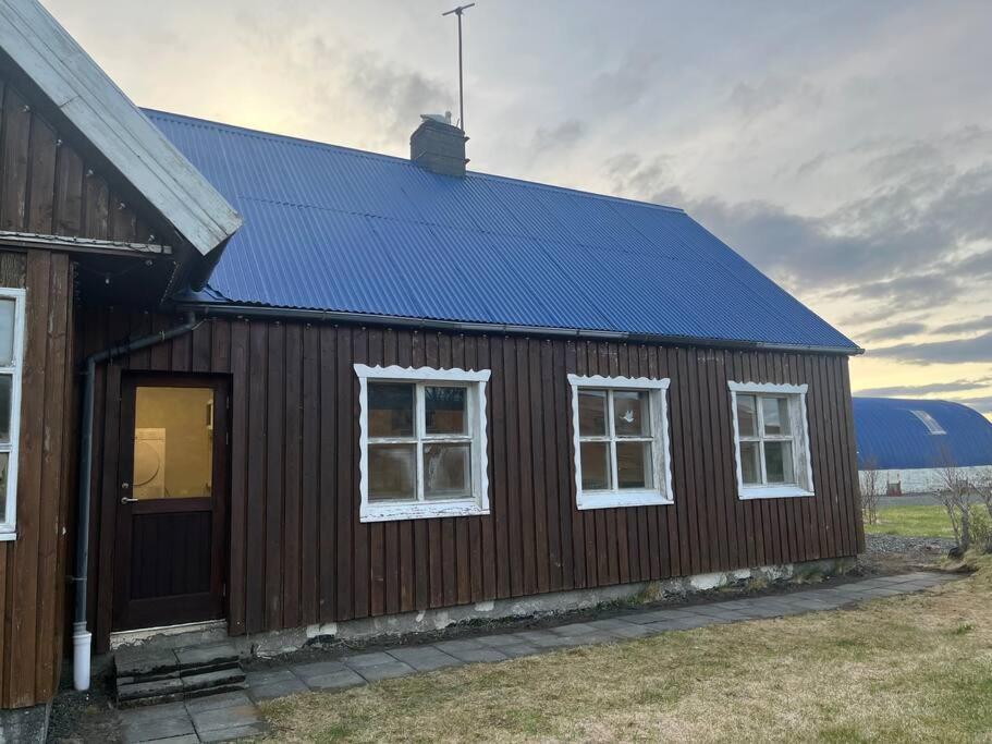 Black Valley Apartment Thoroddsstathir Bagian luar foto